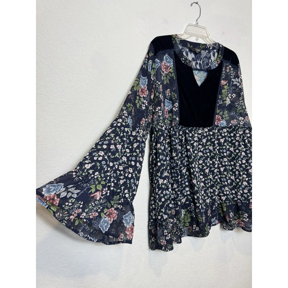 Suzanne Betro Plus Size Weekend Blue Floral Chiffon Lace Velour Boho Blouse 3X - Picture 6 of 10